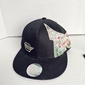 Tapout Las Vegas Graphic Flat Bill Snapback Hat Black L XL NWT